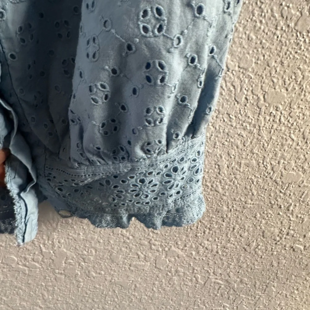J.Crew Cotton Eyelet Peasant Blouse Light Blue Size XS - Picture 5 of 12